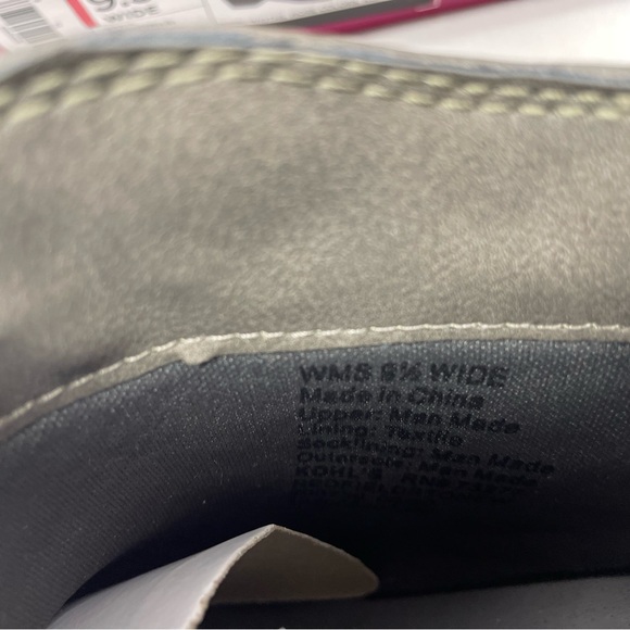 So Redfield 9.5W Stone Bootie NWT - Picture 5 of 9